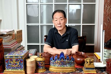 呉稚亮氏