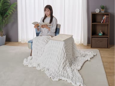 お気に入りのブランケットでこたつが完成