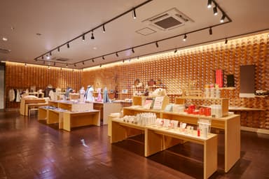 TANGO OPEN CENTER SHOP