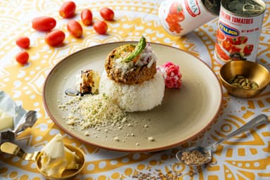 ～スパイスの女王カルダモン香る～濃厚バターチキンキーマ(スペシャルトッピング)
