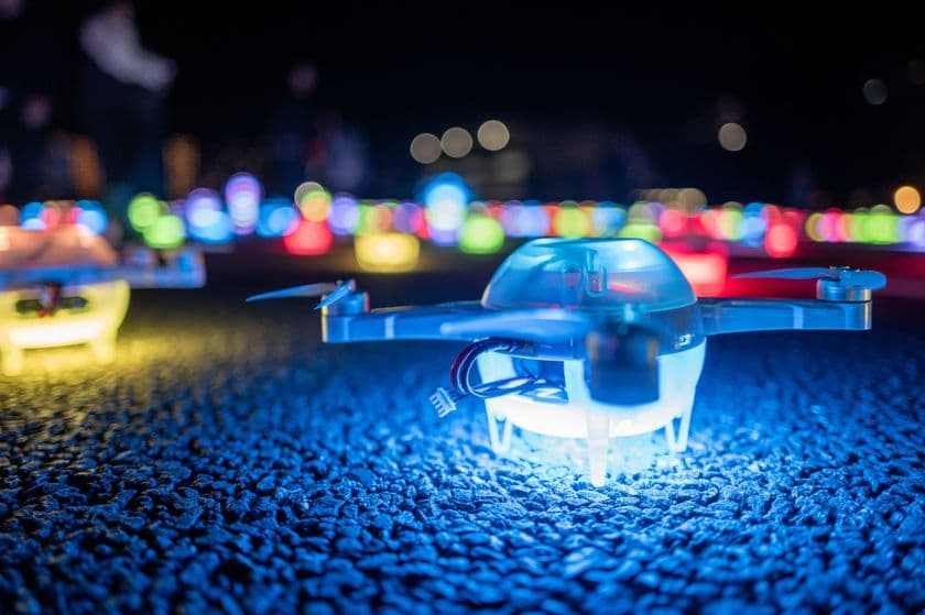 ROBOZ、妙高市制施行20周年でドローンショーを開催
−妙高の夜空に“20年の物語”を描く−