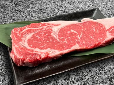 豊西牛　ロースステーキ