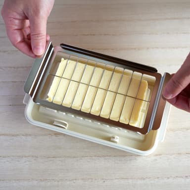ステンレス製バターカッター付き