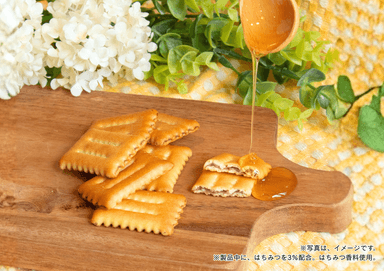 期間限定　しるこサンド蜂蜜　イメージカット