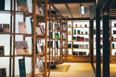 「石見銀山まちを楽しくするライブラリー」。島根県立大学のサテライトキャンパス機能も持ち、地元になくてはならない存在となっている