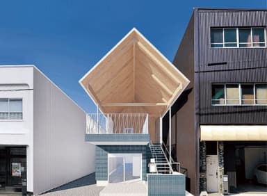 新店舗外観 1Fあらき 2F鶏とまつば