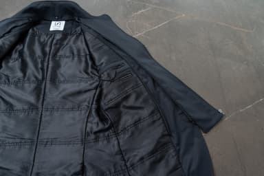 光沢感のある裏生地