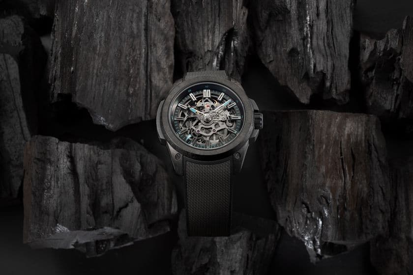 力強さと気品を宿すジャパンスペシャルエディション
「ワイルドワン スケルトン JP 42MM」登場。