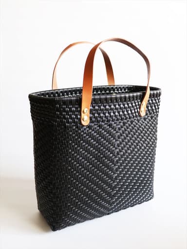 V字柄スクエアM ブラック