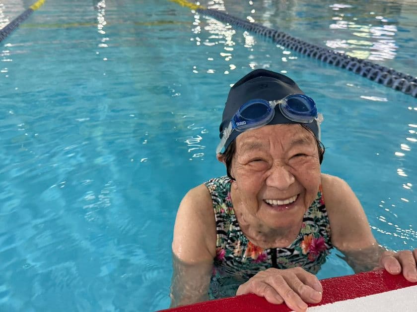 泳ぐ喜びを再び　97歳の挑戦が教えてくれるあきらめない力
～「やりたい」を支える地域の力。デイサービスが後押し～