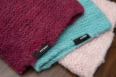 プラム(赤紫)はソピバ北欧限定カラー