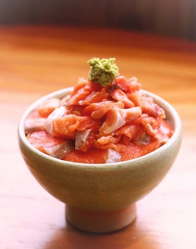 サーモン感謝丼1&#44;111円