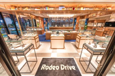 2階：腕時計フロア