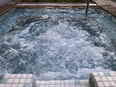 地下水かけ流し水風呂