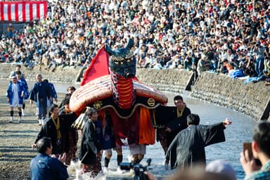 砥崎河原を躍動する「ガメ」