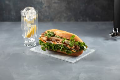 【バインミー★サンドイッチ 水道橋店】「柚子胡椒チキンバインミー」