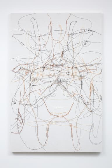 伊藤存《みえない土地の建築物》2014　撮影：木暮伸也