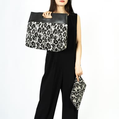 ジャガードクラッチバッグ