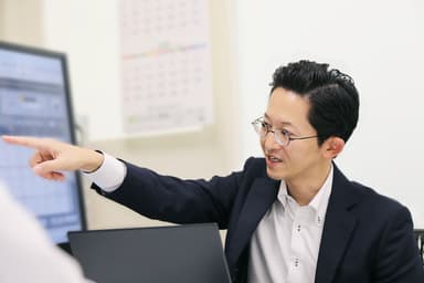 ロジスティクス部 企画課 課長 井上様