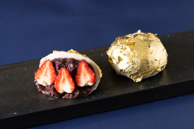 ジャンボ金箔大福　断面カット　ひき