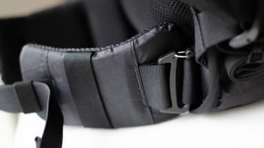 腰ベルトアップ