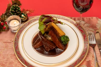 牛タンの赤ワイン煮