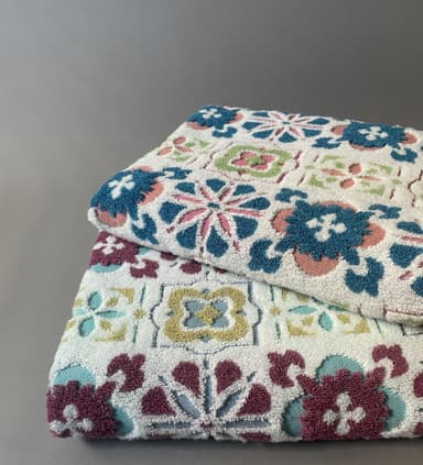 深みのある色合いと立体的な表情