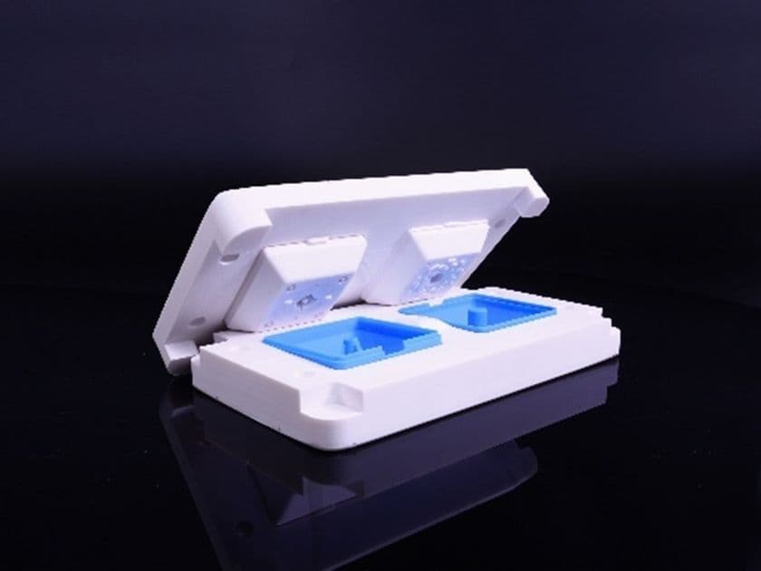 セラミック含有のストラタシス社製Originシリーズ向け材料
“Ultracur3D(R) RG 3280”
アルテックが取り扱いを開始