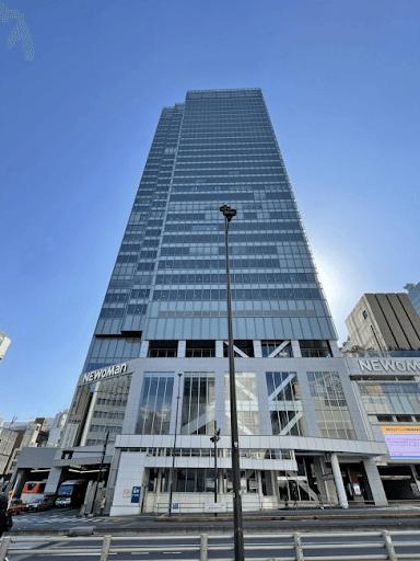 新宿ミライナタワー