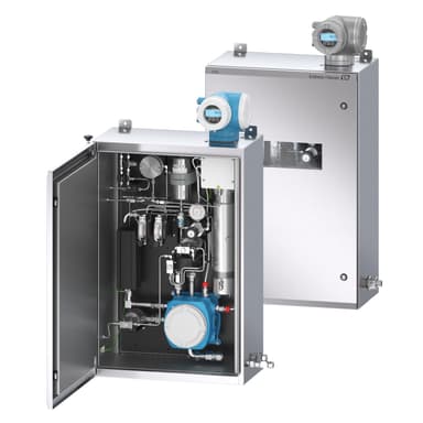 エンクロージャ組込型サンプル調製システム付属JT33(ドアを開けた状態と閉めた状態)