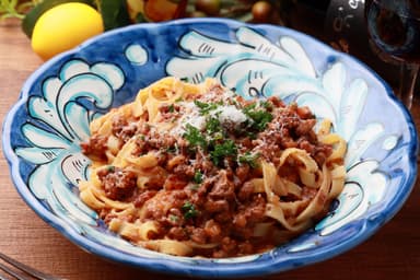 粗挽き牛肉ボロネーゼ