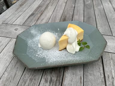 ベイクドチーズケーキ