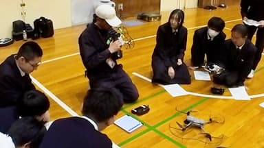 ドローンの安全点検