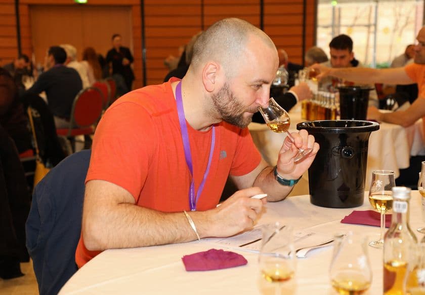 美食の都・リヨンで開催　
世界的コンクール
「第16回リヨン・インターナショナル・コンクール」
リキュール・スピリッツ部門 日本エントリーを12月5日より開始