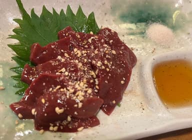 希少部位の生レバー