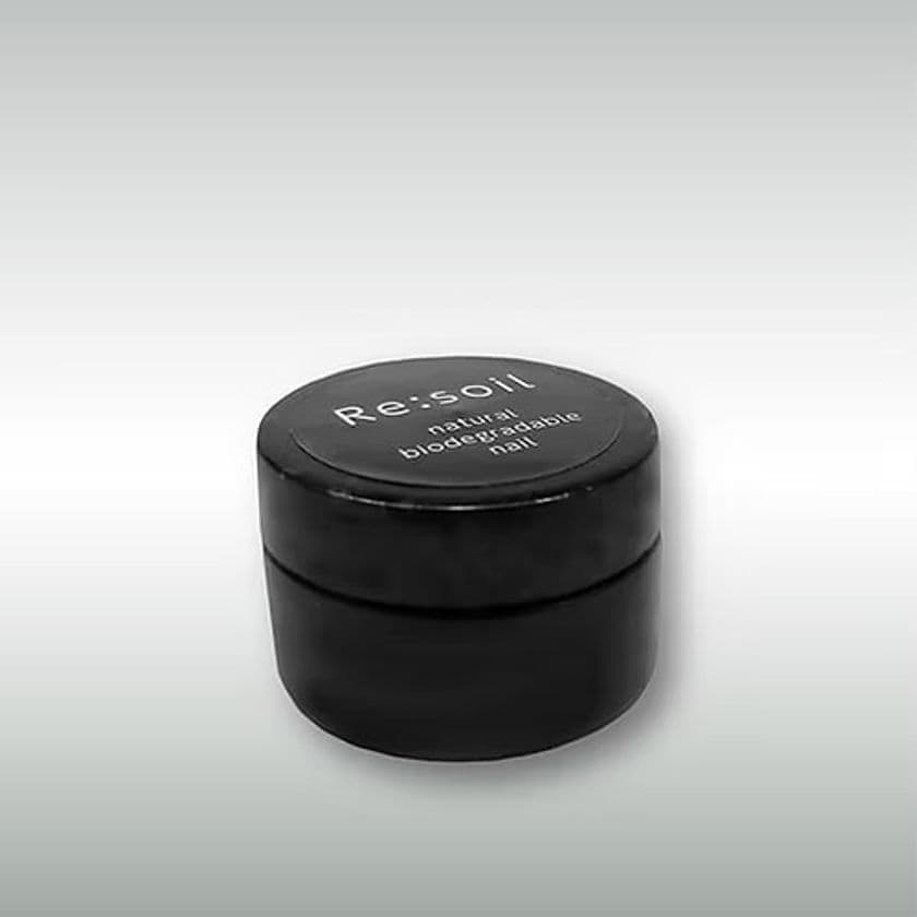 「Re:soil」より、植物や自然由来のUV・LEDの光で固まる
ネイルチップ用接着剤を12月22日に販売開始