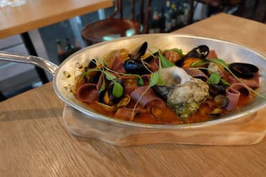 採れたて貝類のパスタ トマトソース