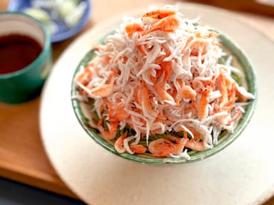 「しらす桜エビの紅白どっさり蕎麦」2,000円(税込)