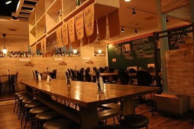 ビストロ酒場ガブリ店内2