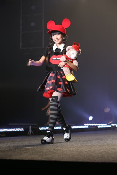 モデルソロランウェイ