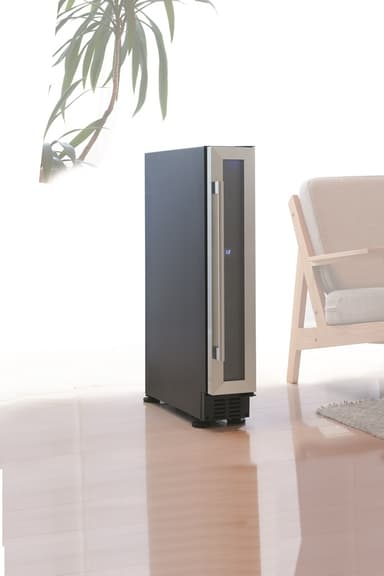 ST7 Free-standing