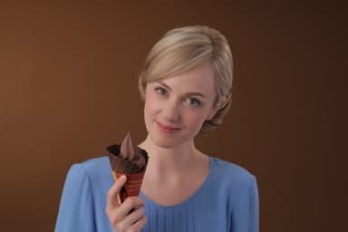 テレビCMカット：シャーロットさんとチョコソフト