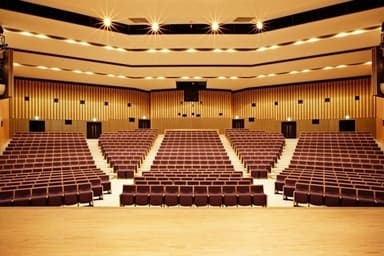 三鷹市公会堂