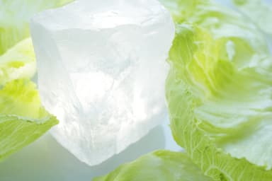 採掘した岩塩のかたまり