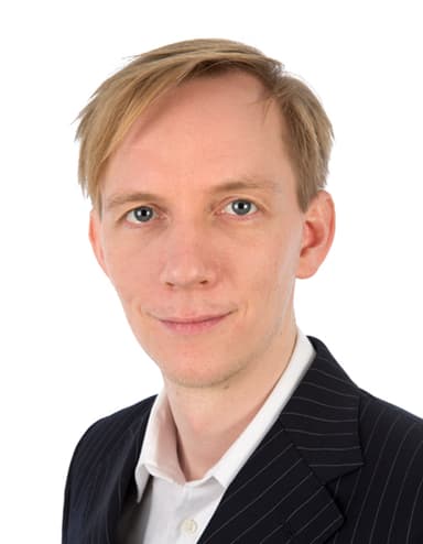 アルナ・イェンソン　プロフィール写真