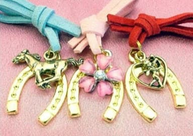 馬蹄アクセサリー