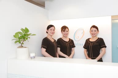 スタッフ