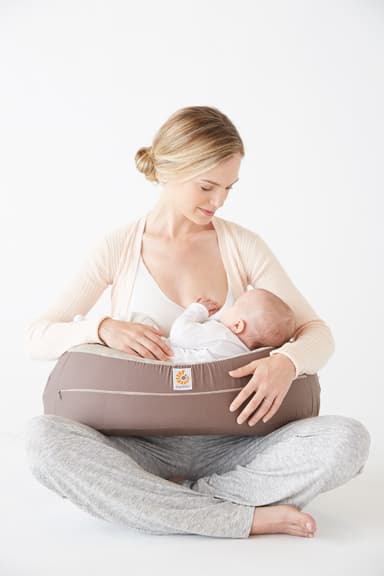Ergobaby　ナチュラルカーブ・ナーシングピロー