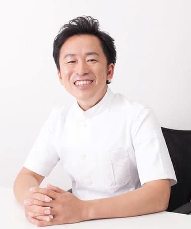 院長：宮崎圭太