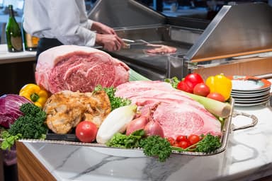 北海道十勝産黒毛和牛ステーキ　王様のビュッフェ料理イメージ